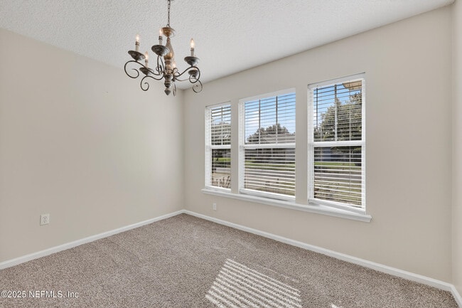 Building Photo - 9205 Redtail Dr