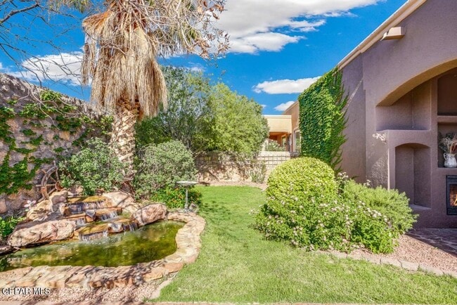 Building Photo - 7425 Gulf Creek Dr