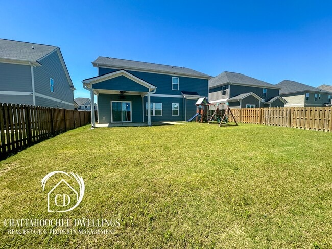 Building Photo - 166 Red Oak Pl