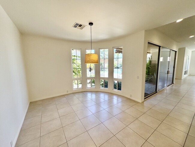 Building Photo - 49305 Rio Arenoso