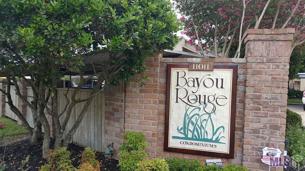 Building Photo - 11011 Cal Rd