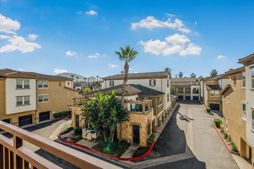 Building Photo - 259 Riverdale Ct