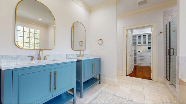 Building Photo - 59 Crescent Rd