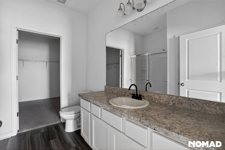 Building Photo - 2389 Harris Hawk Ave