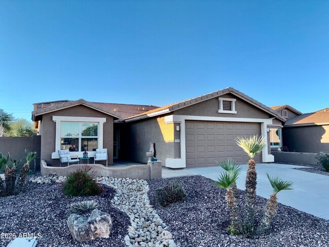 Building Photo - 3189 E Hazeltine Way