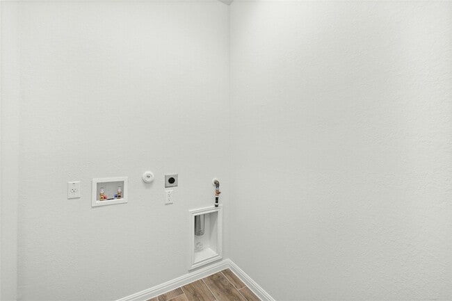 Building Photo - 329 Bright Star Ln