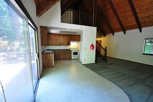 Building Photo - 23660 Ontario Dr