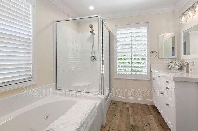Building Photo - 40149 Balboa Dr