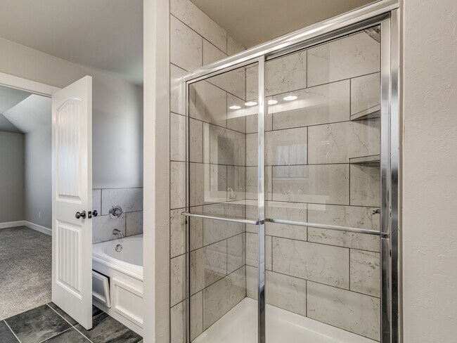Building Photo - 4505 Black Mesa Ln