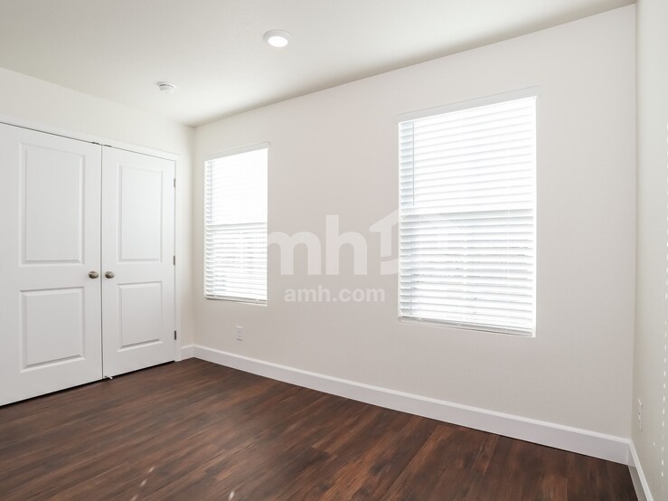 Building Photo - 6541 Enlightenment Dr