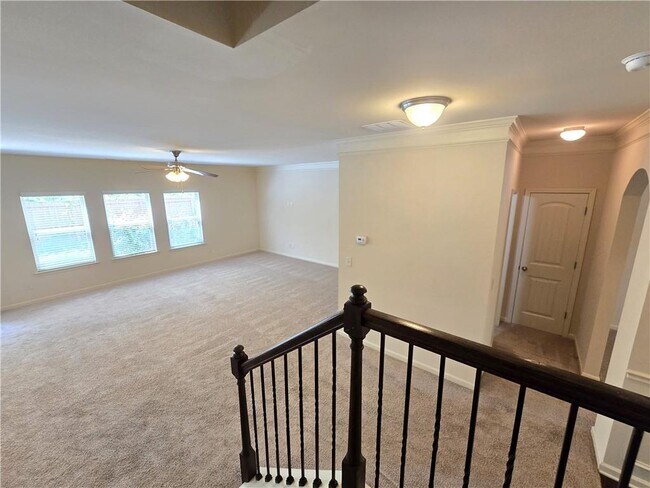 Building Photo - 1043 Blind Brook Cir