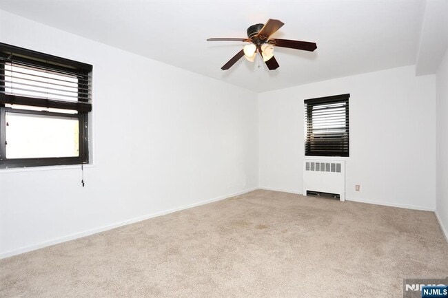 Building Photo - 208 Anderson St