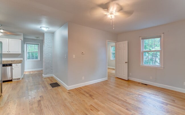 Building Photo - 79 Winchester Ave