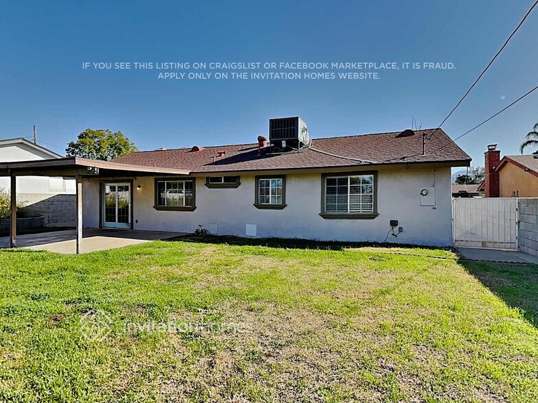 Building Photo - 1504 Cole Ave