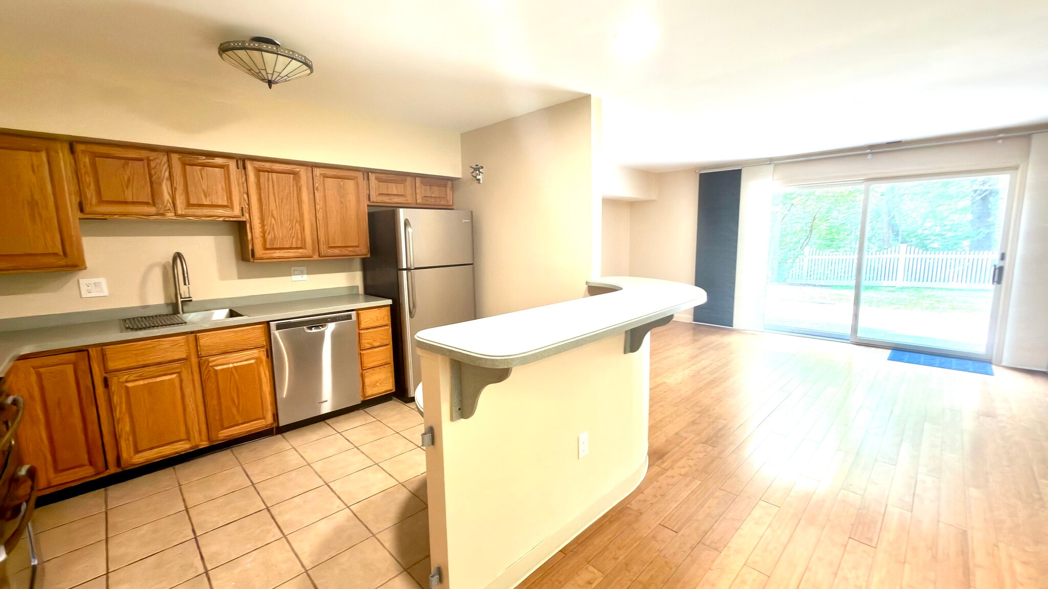 Building Photo - 26 Lions Ln
