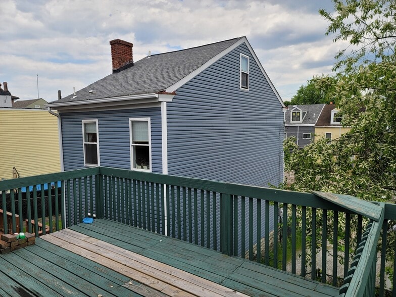 Building Photo - 3932 Howley St