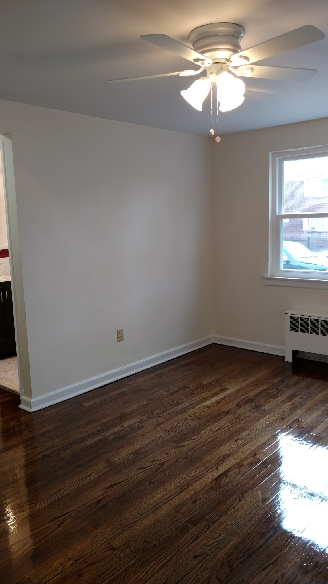 Living room other side - 6A Carolyn Ter