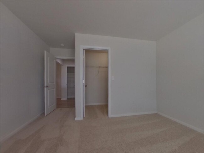 Building Photo - 4272 Bella View Dr