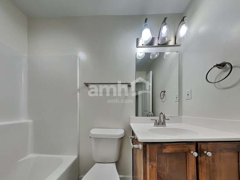 Building Photo - 2653 Molly Ln