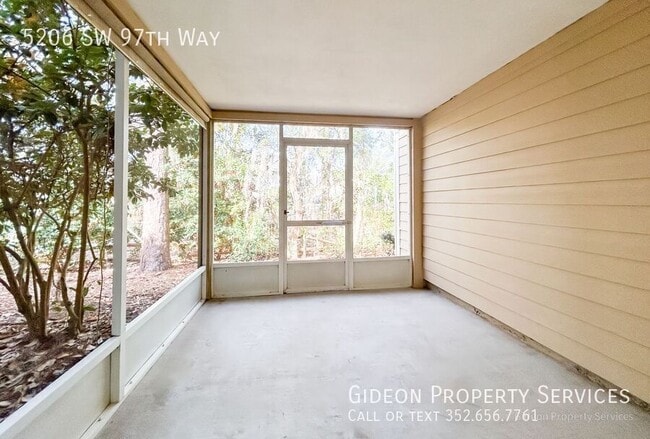 Building Photo - 5206 SW 97 Way