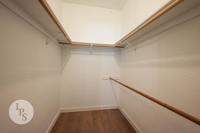 Building Photo - Move in by September 1st and get the rest of August FREE! North Fresno Villa San Marcos Apt, 2BR/...