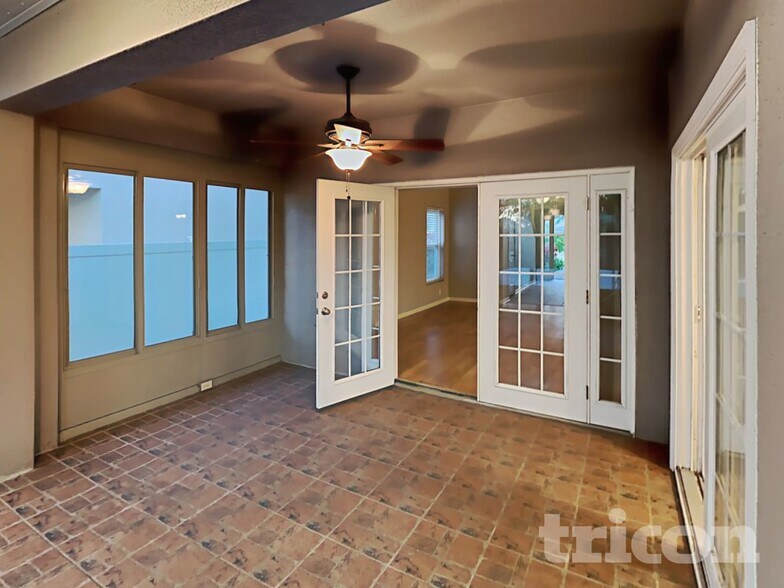 Building Photo - 3537 Heron Island Dr