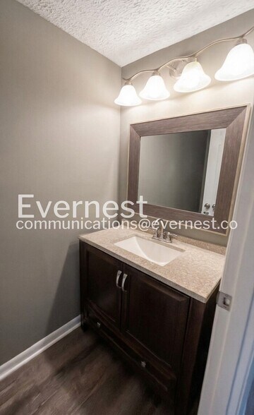 Building Photo - 3340 Roadrunner Trail