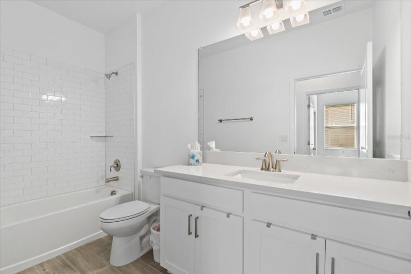 Building Photo - 5524 Little Path Dr