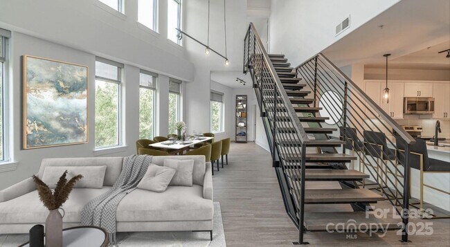 Building Photo - 4300 Sharon Rd