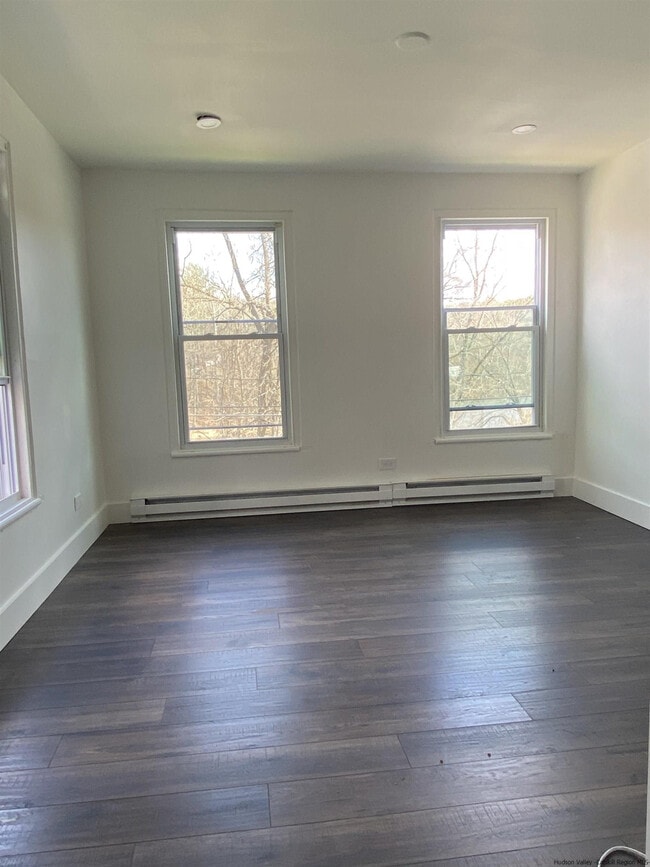 Building Photo - 1465 Creek Locks Rd