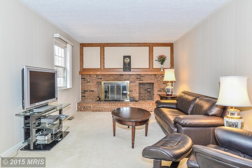 Building Photo - 7200 Hopkins Ct