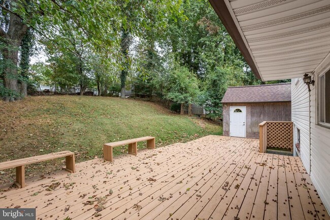 Building Photo - 12909 Grenoble Dr
