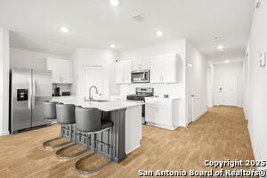 Building Photo - 304 LAS LOMAS