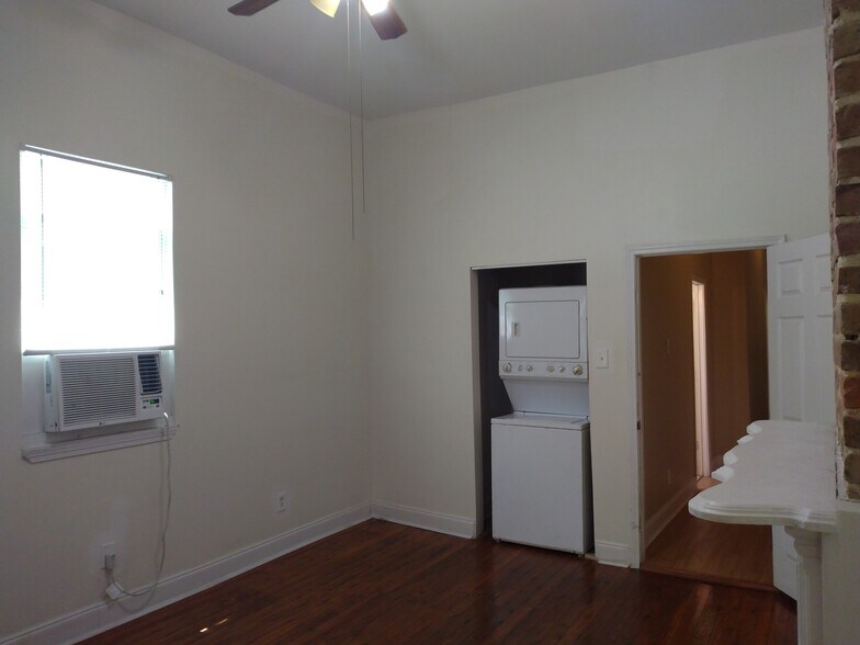 Building Photo - 3117 Gravier St