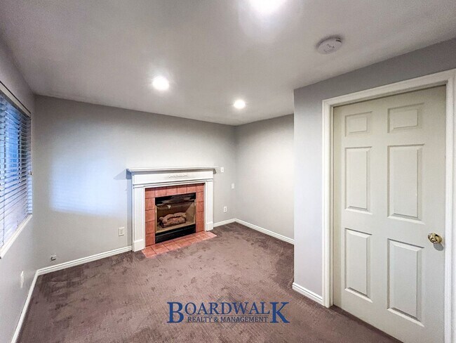 Building Photo - 11644 Brisbane Dr