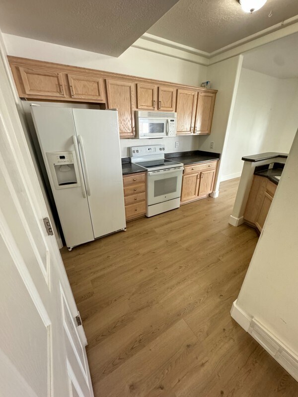 Building Photo - 4856 Stormy Meadow Dr
