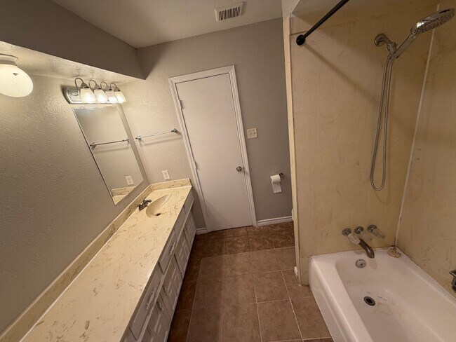 Building Photo - Location....Location....Location....