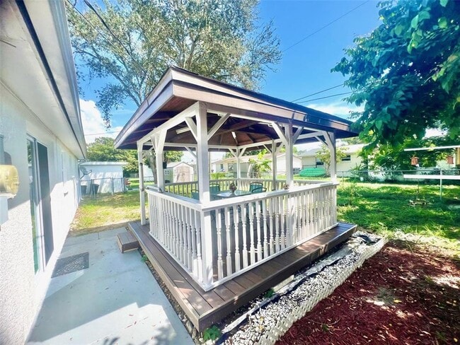 Building Photo - 4626 Taray Ln