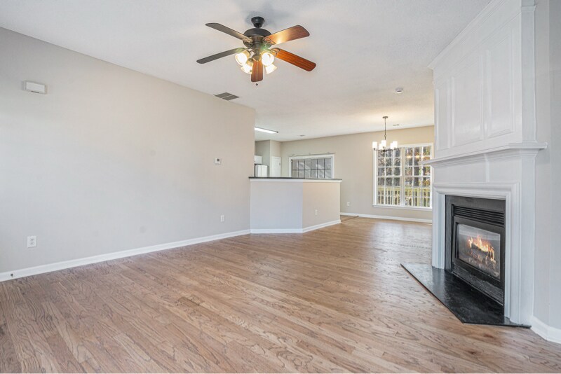 Building Photo - 2894 Regent Walk Dr