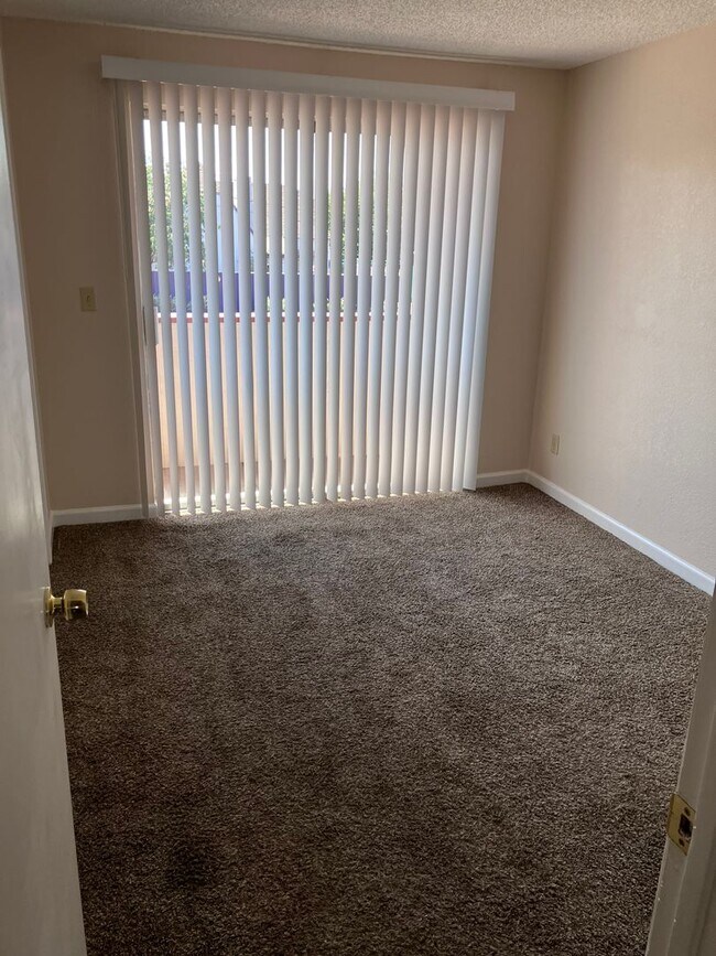 Building Photo - 1134 N Tucson Blvd