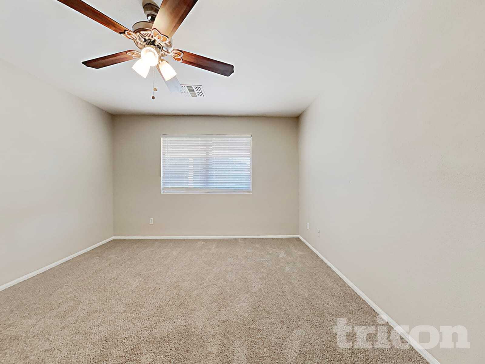 Building Photo - 40175 N Costa Del Sol Dr