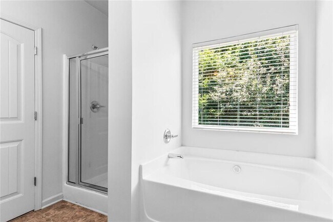 Building Photo - 1061 Blind Brook Cir