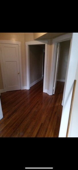 Building Photo - 5625 S Princeton Ave