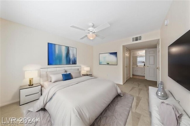 Building Photo - 3425 E Russell Rd