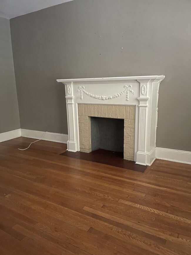 Building Photo - 3815 W St NW