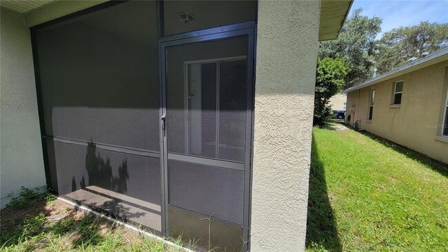 Building Photo - 10313 Avelar Ridge Dr