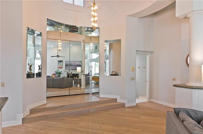 Building Photo - 54015 Southern Hill