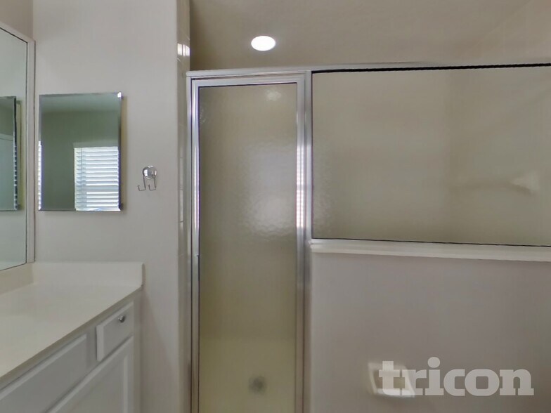 Building Photo - 133 Fern Springs St