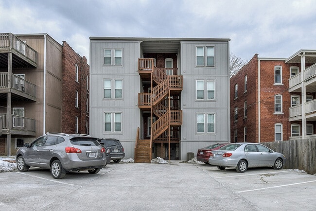 Building Photo - 2541 Cherry St