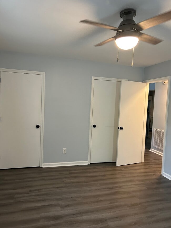 Building Photo - 2319 Boardwalk Ave